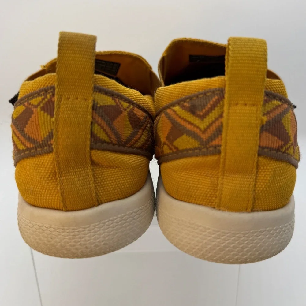 Teva Ember Moc Shoes Womens 9 Yellow Canvas Slip On Outdoor Camping Gorpcore
